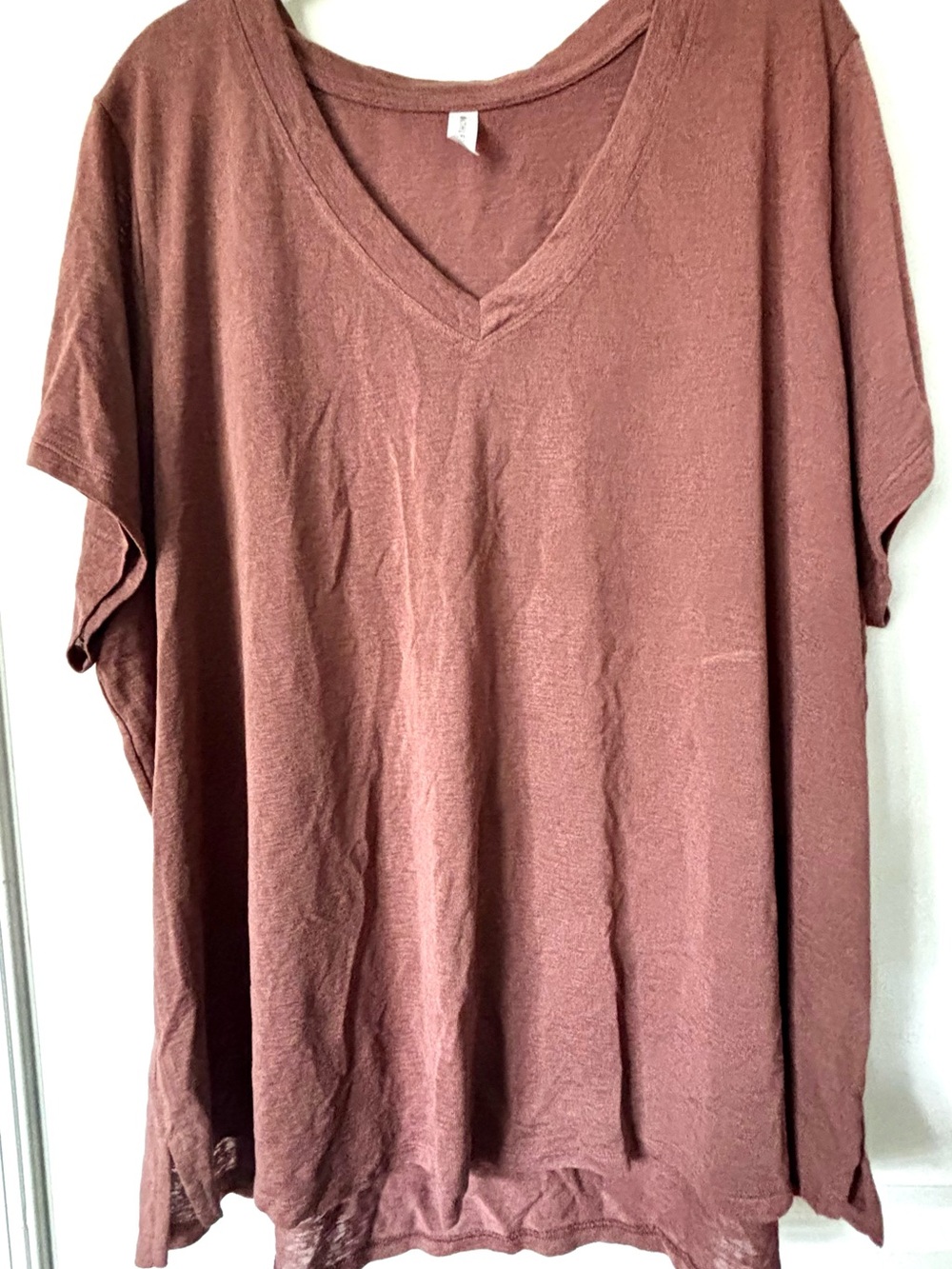 Athleta V-Neck Short Sleeve Tee in Deep Rust